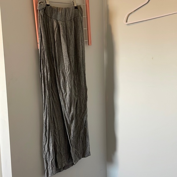 Roxy maxi skirt with slit - Picture 1 of 4